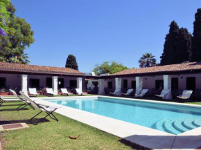 Гостиница Luxurious Villa in Marbella with Swimming Pool  Марбелья